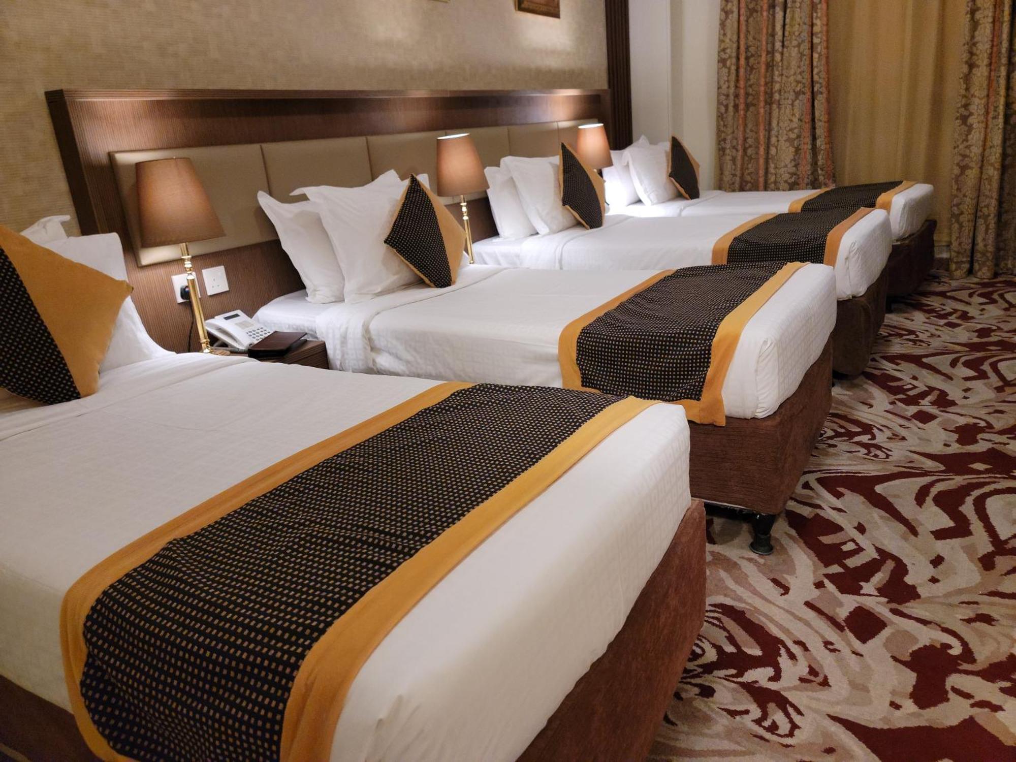 Qasr Al Ansar Golden Tulip Hotel Medyna Zewnętrze zdjęcie