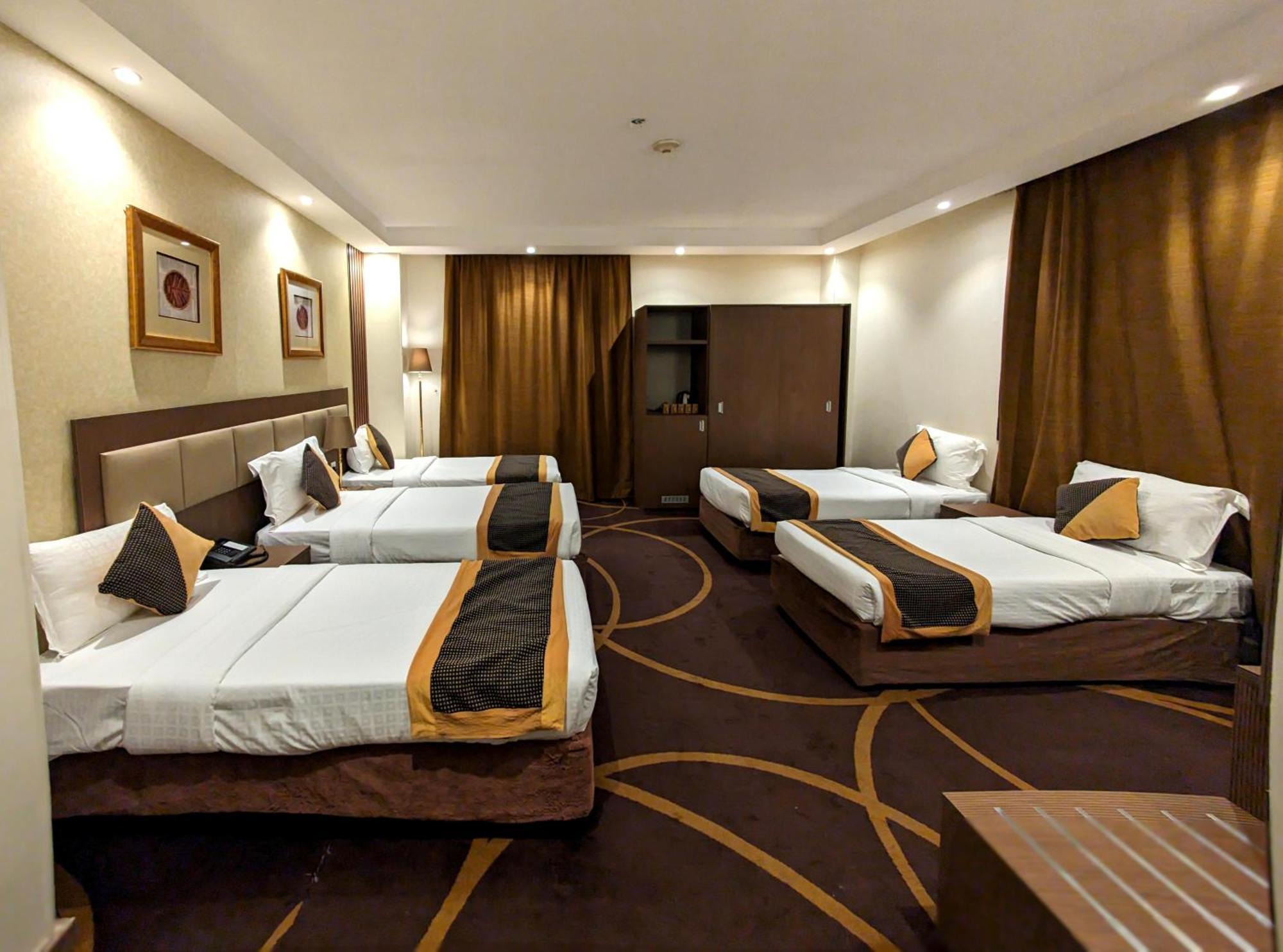 Qasr Al Ansar Golden Tulip Hotel Medyna Zewnętrze zdjęcie