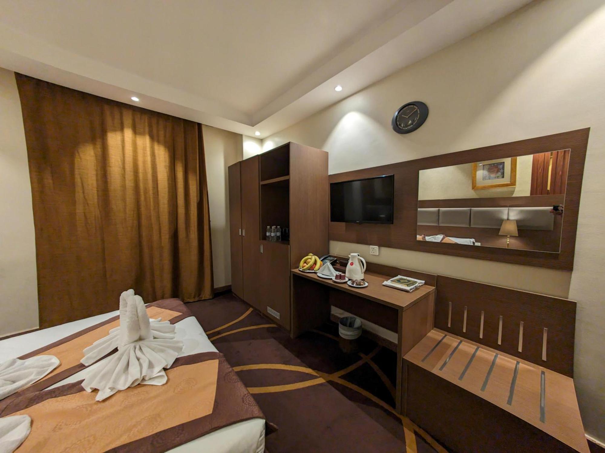 Qasr Al Ansar Golden Tulip Hotel Medyna Zewnętrze zdjęcie