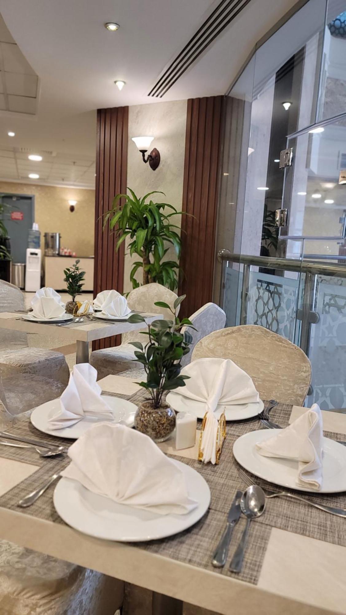 Qasr Al Ansar Golden Tulip Hotel Medyna Zewnętrze zdjęcie